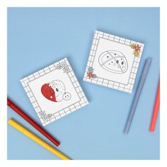 Mini Hot Cross Bun Colour-in Canvas