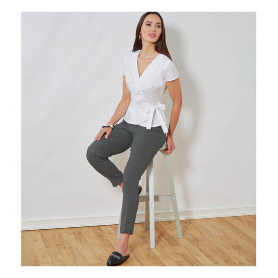 New Look Women&rsquo;s Top Sewing Pattern N6700 image number 3
