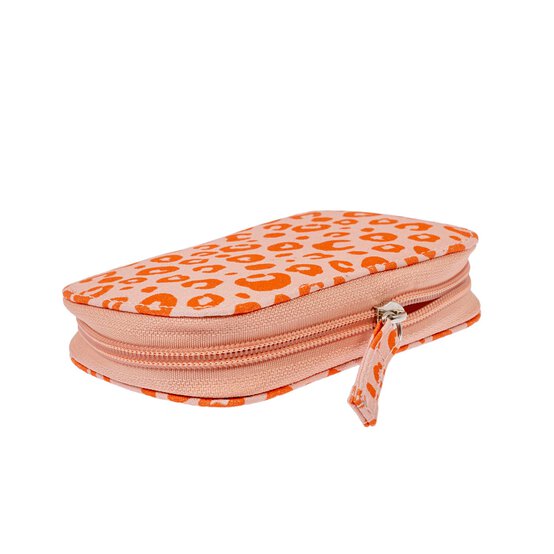 Cheetah Sewing Kit image number 2