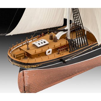 Revell Cutty Sark 150th Anniversary Model Gift Set 1:220 image number 6