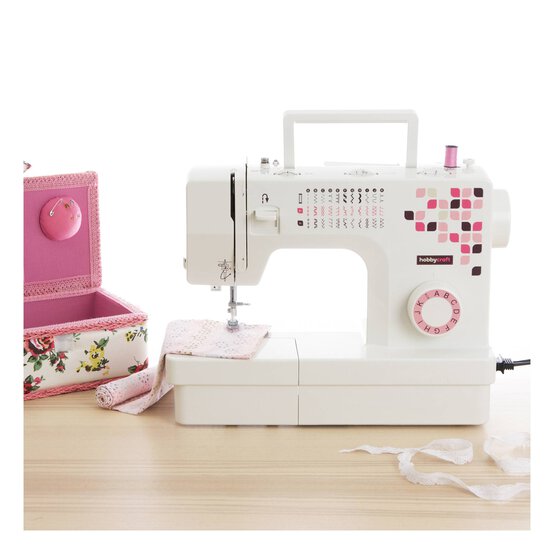 Hobbycraft 32S Sewing Machine and Threads Bundle image number 2