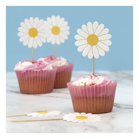 Daisy Cupcake Toppers 15 Pack image number 1