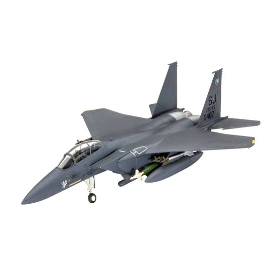 Revell F-15E Strike Eagle and Bombs Model Kit 1:144 image number 2