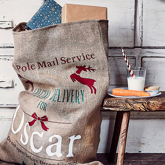 Cricut: How to Make a Personalised Santa Sack image number 1