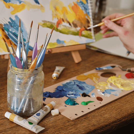 The Ultimate Guide to Acrylic Paint image number 1