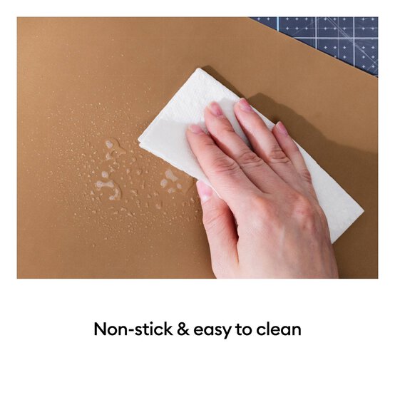 Cricut Heat-Resistant Pressing Sheets 12 x 16 Inches 2 Pack image number 5
