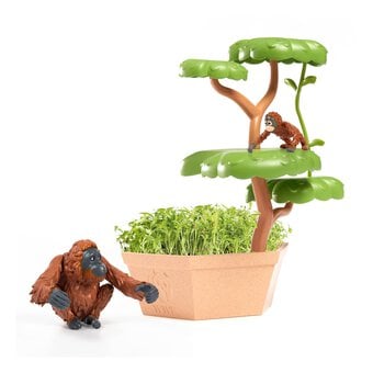 WWF Orangutans’ Treetop Adventure Grow and Play Set image number 3