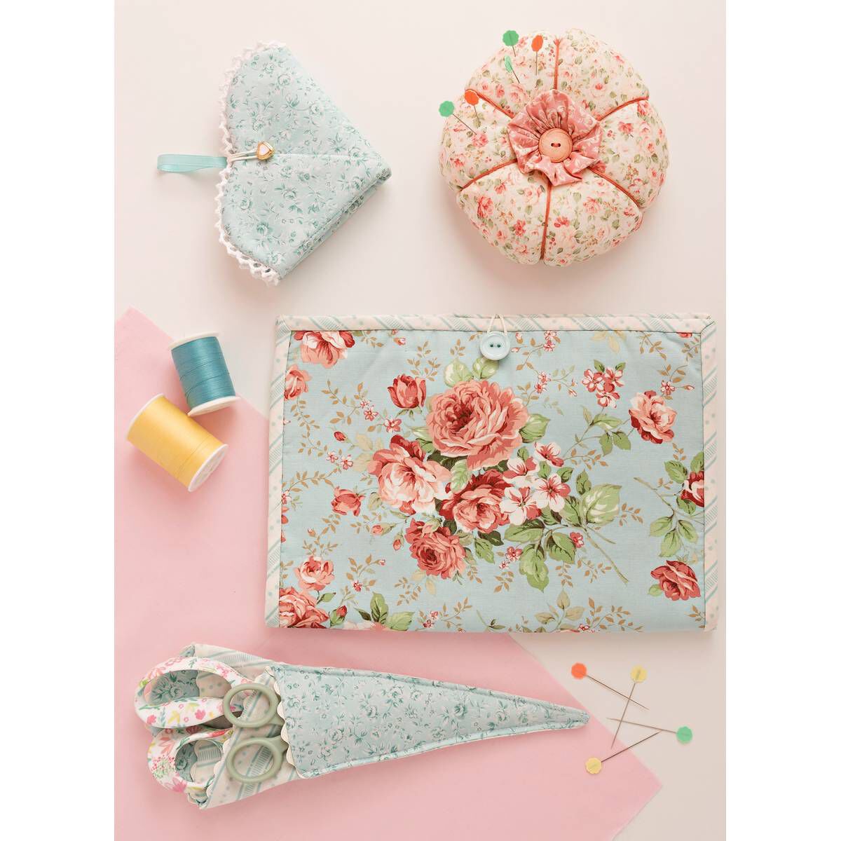 Kwik Sew Sewing Room Accessories Sewing Pattern K4295 Hobbycraft