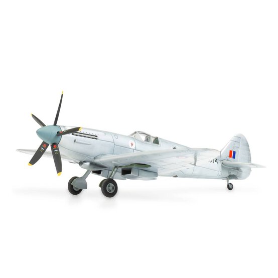 Airfix Supermarine Spitfire PR.XIX Model Kit 1:72 image number 4