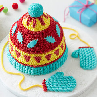 How to Make a Knitted Hat Cake