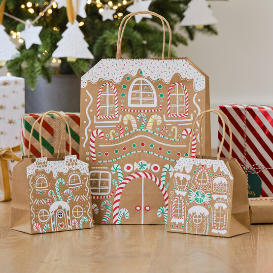 How to Personalise a Christmas Gift Bag with Posca Pens image number 1