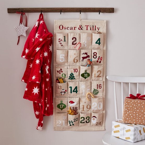 Cricut: How to Make a Traditional Iron-On Advent Calendar image number 1