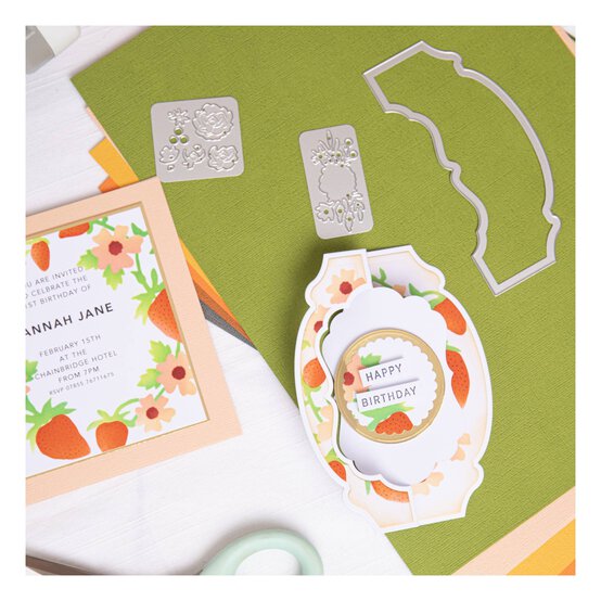 Sizzix Strawberry Wreath Layered Stencils A6 4 Pack image number 2