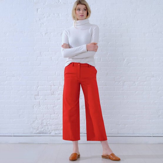 New Look Women&rsquo;s Trousers and Skirt Sewing Pattern N6643 image number 6