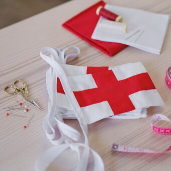 How to Make England Flag Bunting
