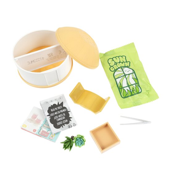 Assorted MGA’s Miniverse Make It Mini Lifestyle image number 6