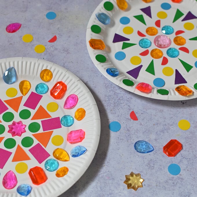 How to Make Paper Plate Rangoli image number 1