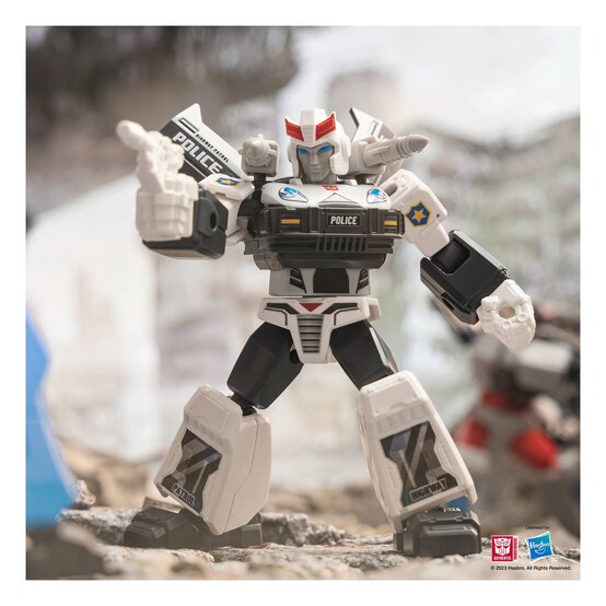 Assorted Transformers Galaxy Version 01 Roll Out image number 7