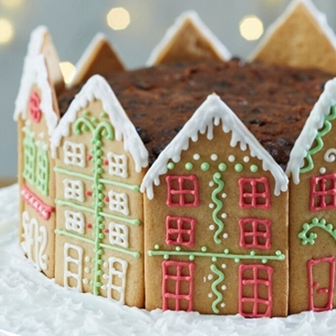 How to Make a Gingerbread House Cake image number 1