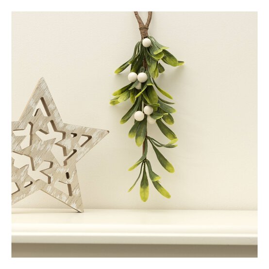 Small Hanging Mistletoe 30cm image number 4