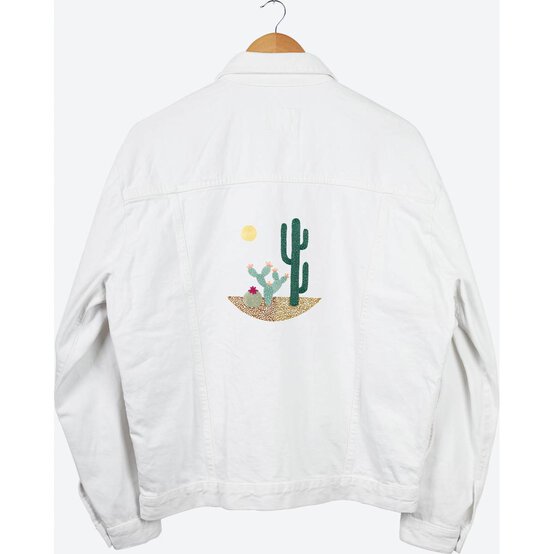 FREE PATTERN DMC Desert Landscape Embroidery 0080 image number 4