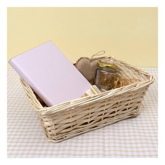 Hamper Basket and Natural Shred 30cm x 22cm x 11cm