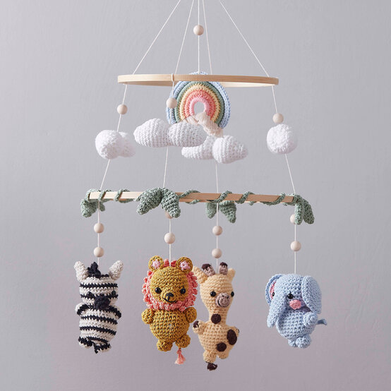 How to Crochet a Safari Mobile image number 1