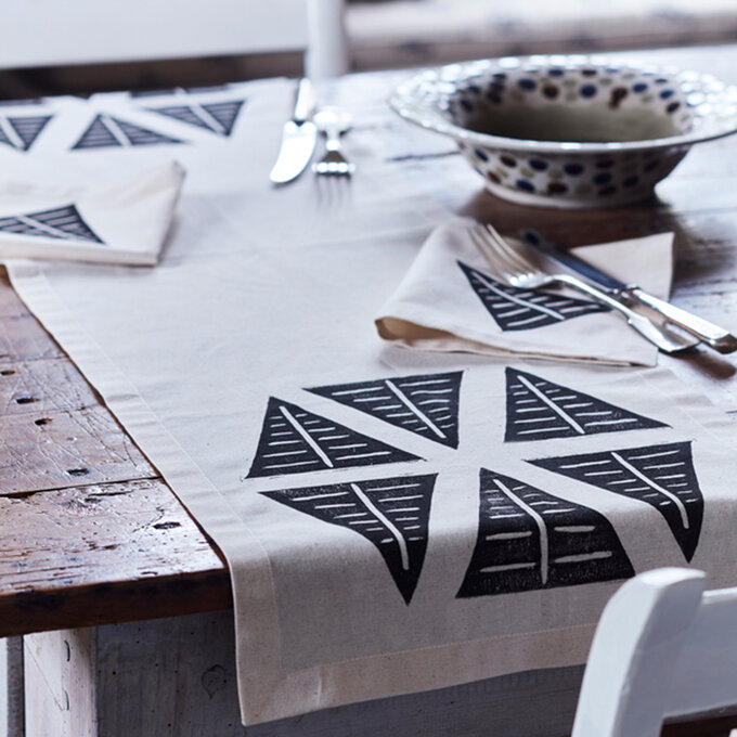 How to Make a Lino Printed Table Runner and Napkin Set image number 1