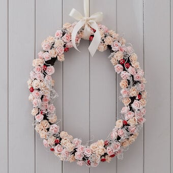 How to Make a Roses and Mushroom Wreath