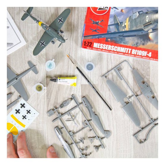 Airfix Messerschmitt Bf109F-4 Starter Set 1:72 image number 2