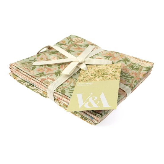 William Morris Blossom Cotton Fat Quarters 4 Pack image number 7