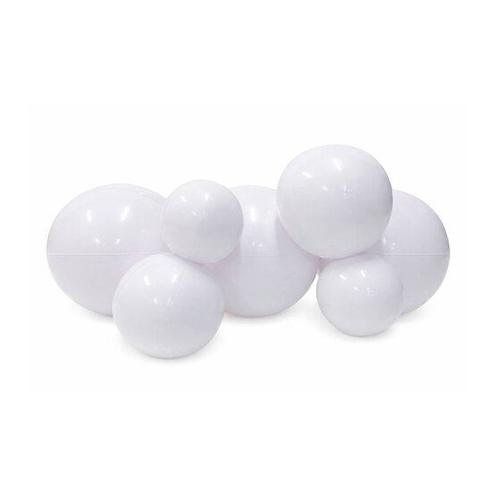 Reusable Cloud White Balloon Garland image number 1