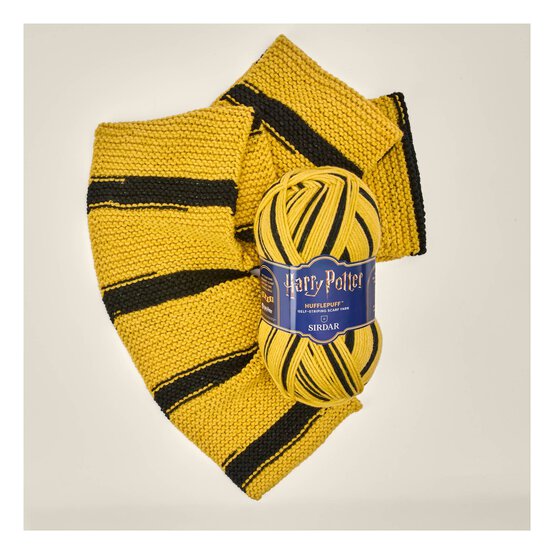 Sirdar Harry Potter Hufflepuff Self-Striping Scarf Yarn 300g image number 3