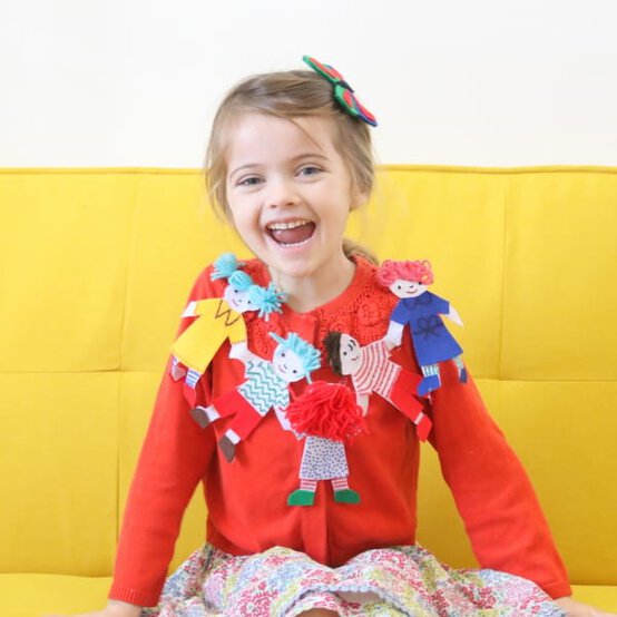 How to Make a Paper Dolls Costume image number 1