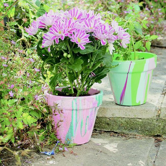 How to Make Poured Paint Flower Pots image number 1