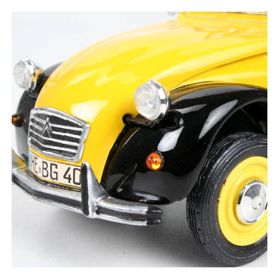 Revell Citroen 2CV Charleston Model Kit 1:24 image number 3