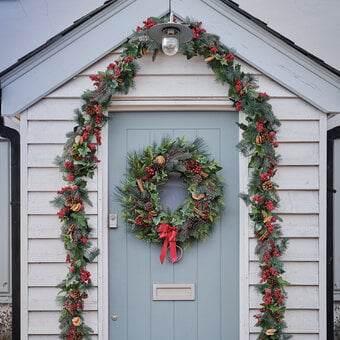 Top Tips for Making Christmas Door Décor