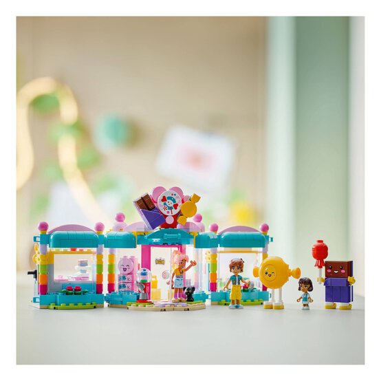 LEGO Friends Heartlake City Sweet Shop image number 2