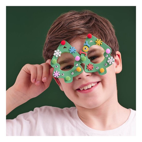 Make Your Own Christmas Tree Glasses Kit image number 1