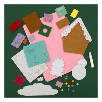 Make Your Own Felt Christmas Scene Kit