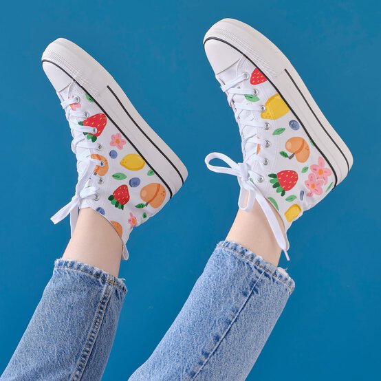 How to Personalise Canvas Shoes with Fabric Paint image number 1