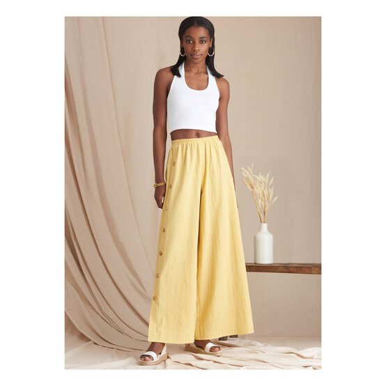 Simplicity Women&rsquo;s Trousers and Skirt Sewing Pattern S9608 (4-12) image number 5