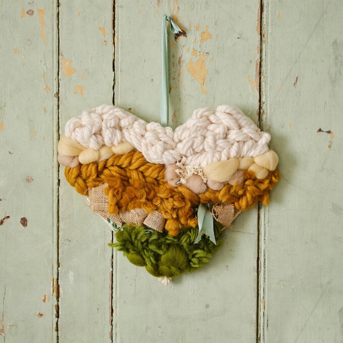 How to Make a Woven Heart Wreath image number 1