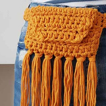 How to Crochet a Mini Festival Bumbag