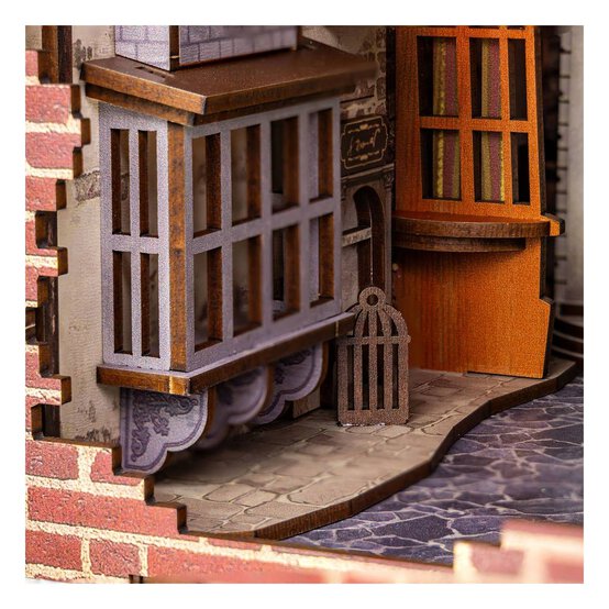 Harry Potter Diagon Alley Book Nook image number 4