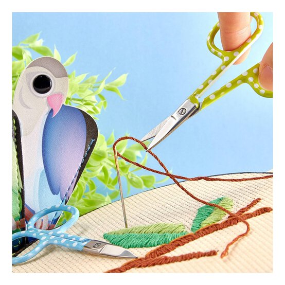 Assorted Parrot Embroidery Scissors 9cm image number 2