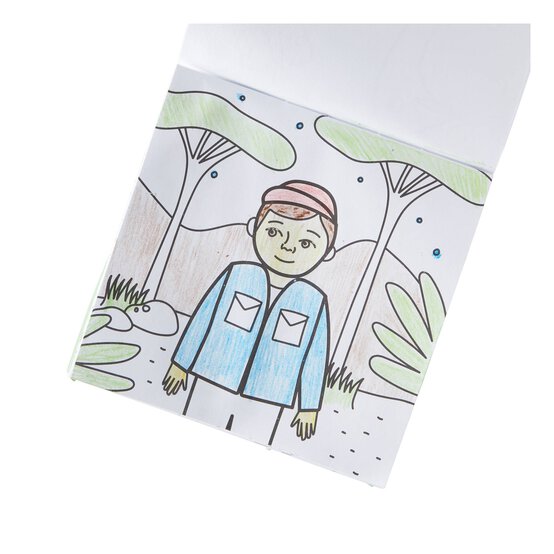 On Safari Colouring Book Kit image number 2