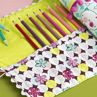 How to Make a Roll-up Craft Tidy
