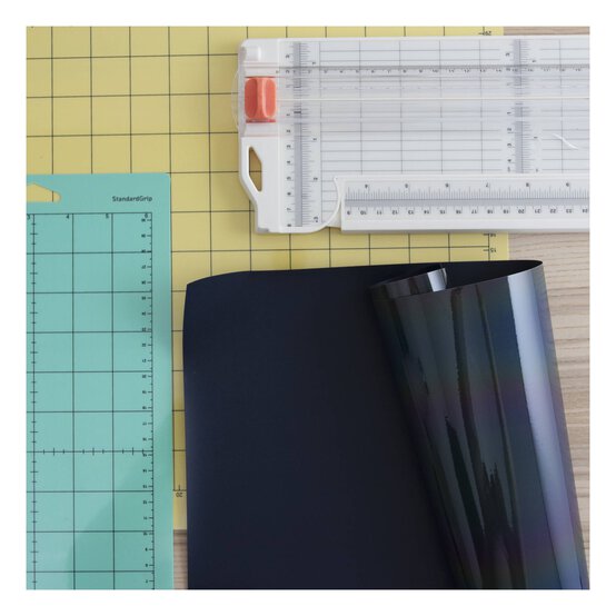 Reflective Rainbow PU Iron-On Vinyl 12 x 24 Inches image number 6