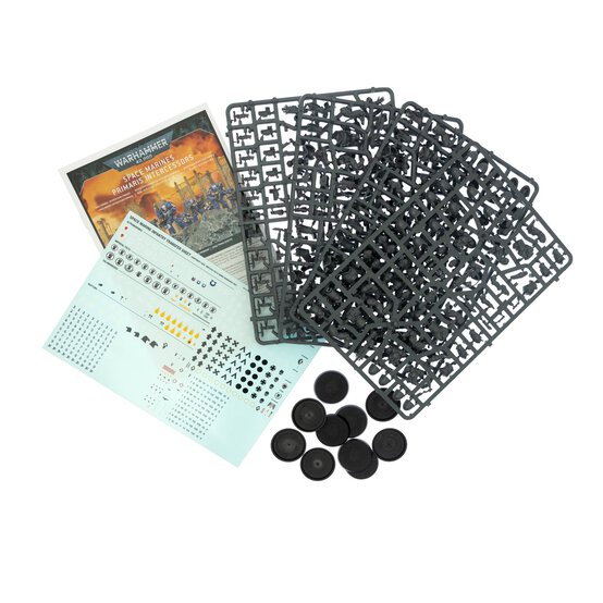 Warhammer 40,000 Space Marines Intercessors image number 2